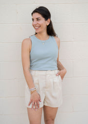 dusty air pleated shorts