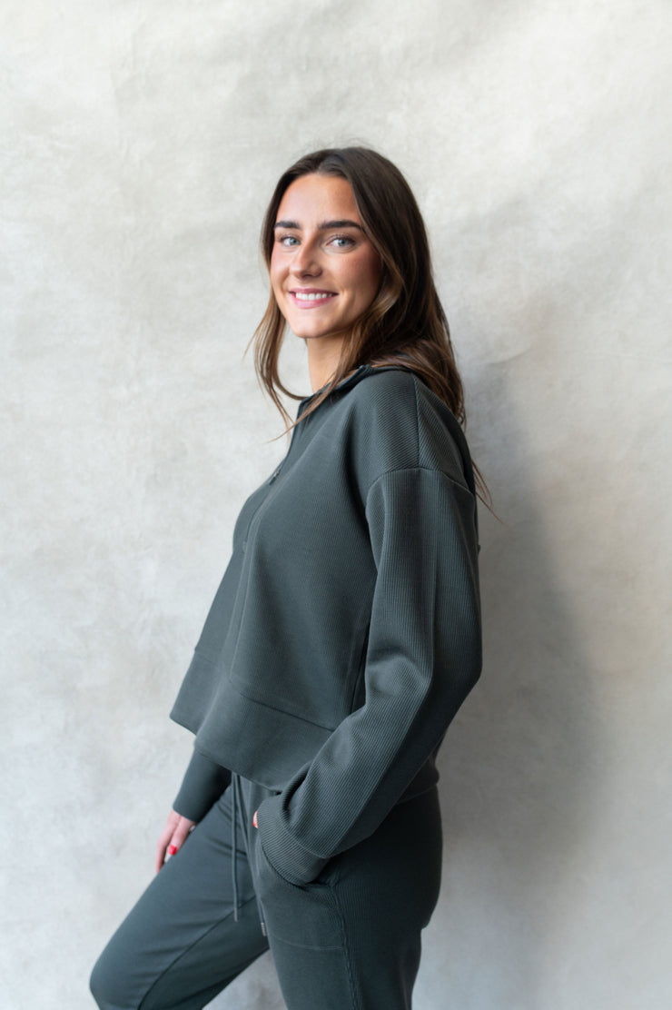 cora pullover